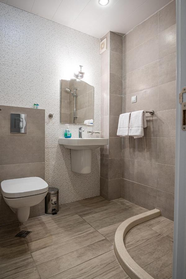 Апартамент За Гости Влади В Комплекс Garden Palace Balchik Eksteriør billede