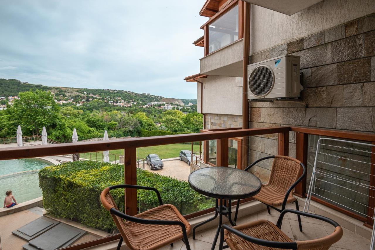 Апартамент За Гости Влади В Комплекс Garden Palace Balchik Eksteriør billede